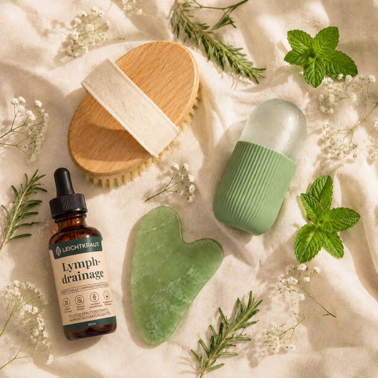 Ritual-Set mit Leichtkraut-Tropfen im Flatlay